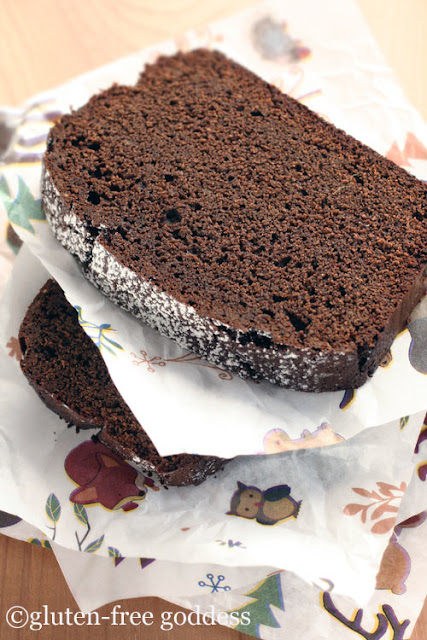 slices of gluten free chocolate gingerbread