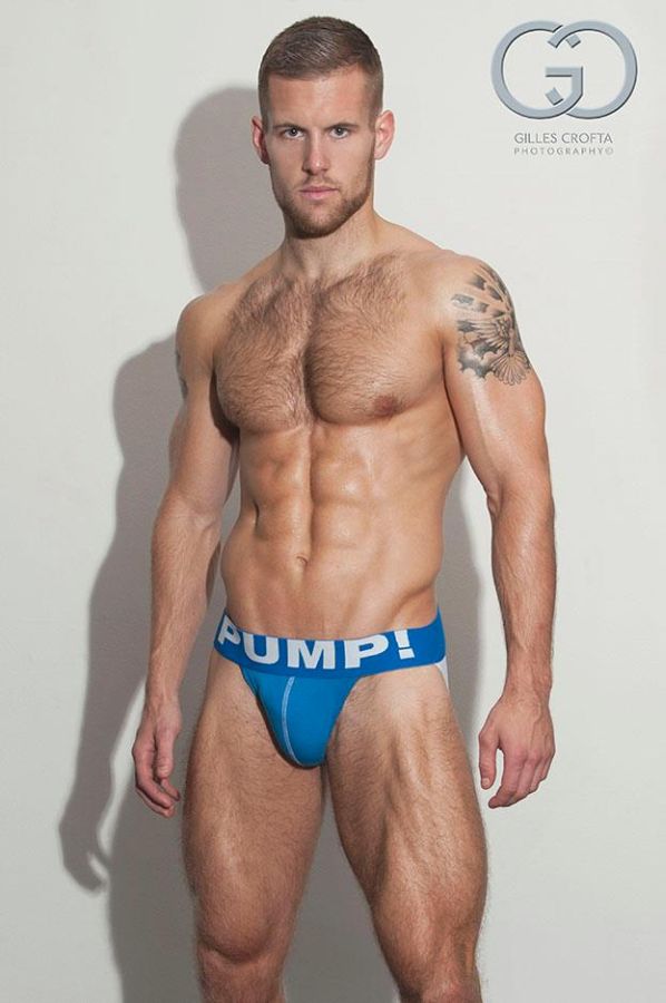 Sexy Adam Coussins By Gilles Crofta Me