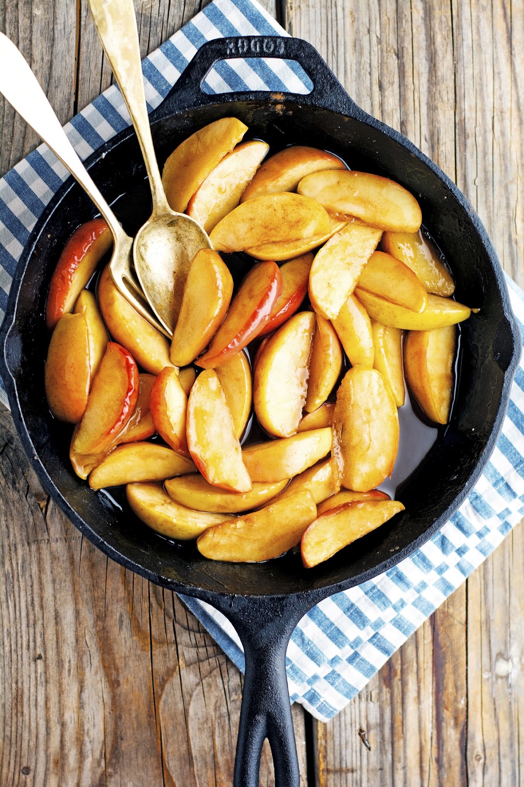 The Best Maple Cinnamon Baked Apples