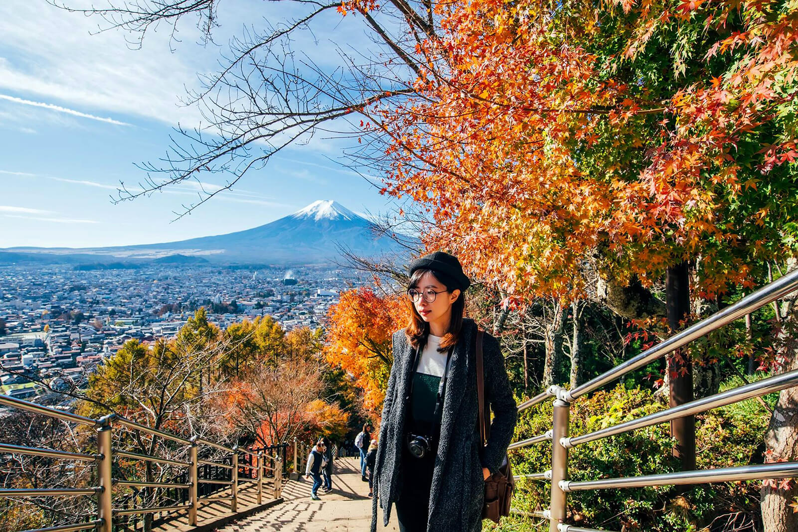 新倉山淺間公園11月紅葉賞楓