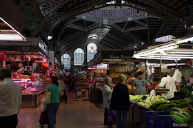 バレンシア - ラ・ロンハ付近の市場
