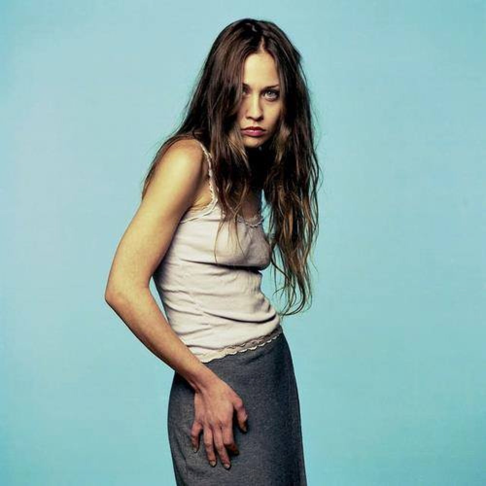 Fiona Apple en Español Photoshoot de Eric Mulet