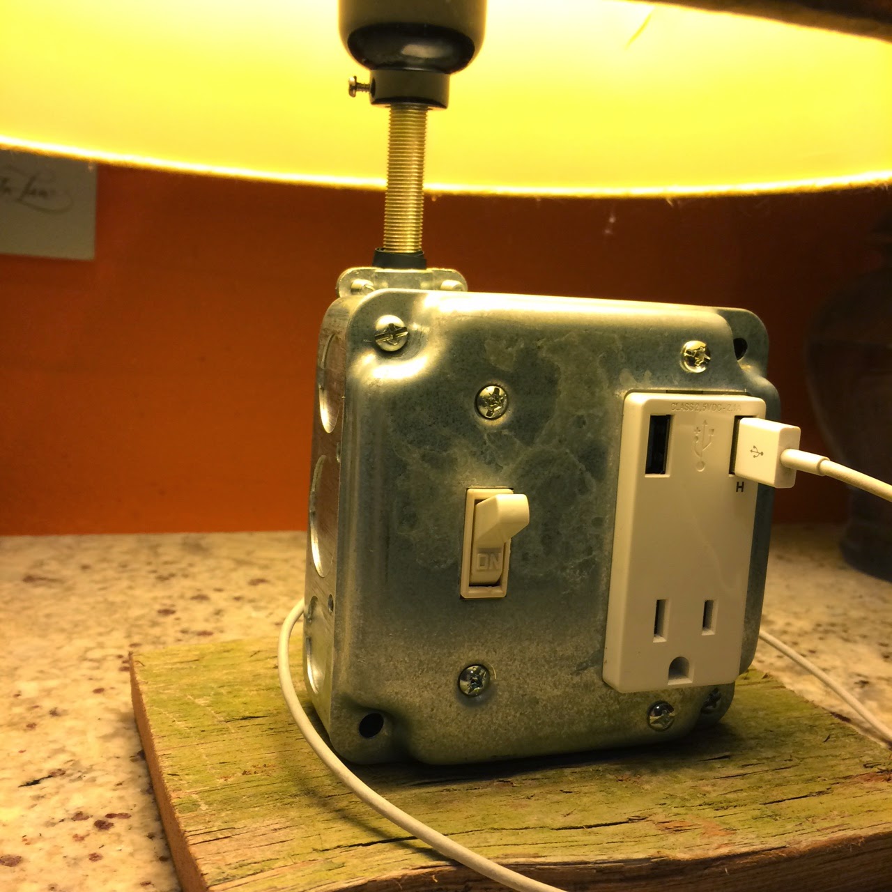 USB Charger lamp - heatherq.com