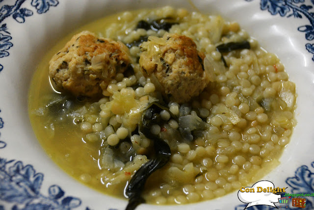מרק עוף ופתיתים Israeli couscous soup