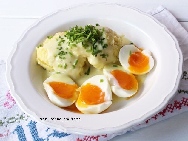 Penne im Topf: Eier in Senfsauce mit Kartoffelpüree