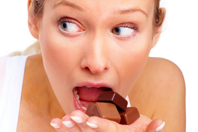 Siapa Bilang Kalau Jerawat Bakal Berdatangan Setelah Memakan Cokelat? Ini Faktanya