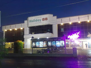 Face Of Pekanbaru Bioskop Holiday 88