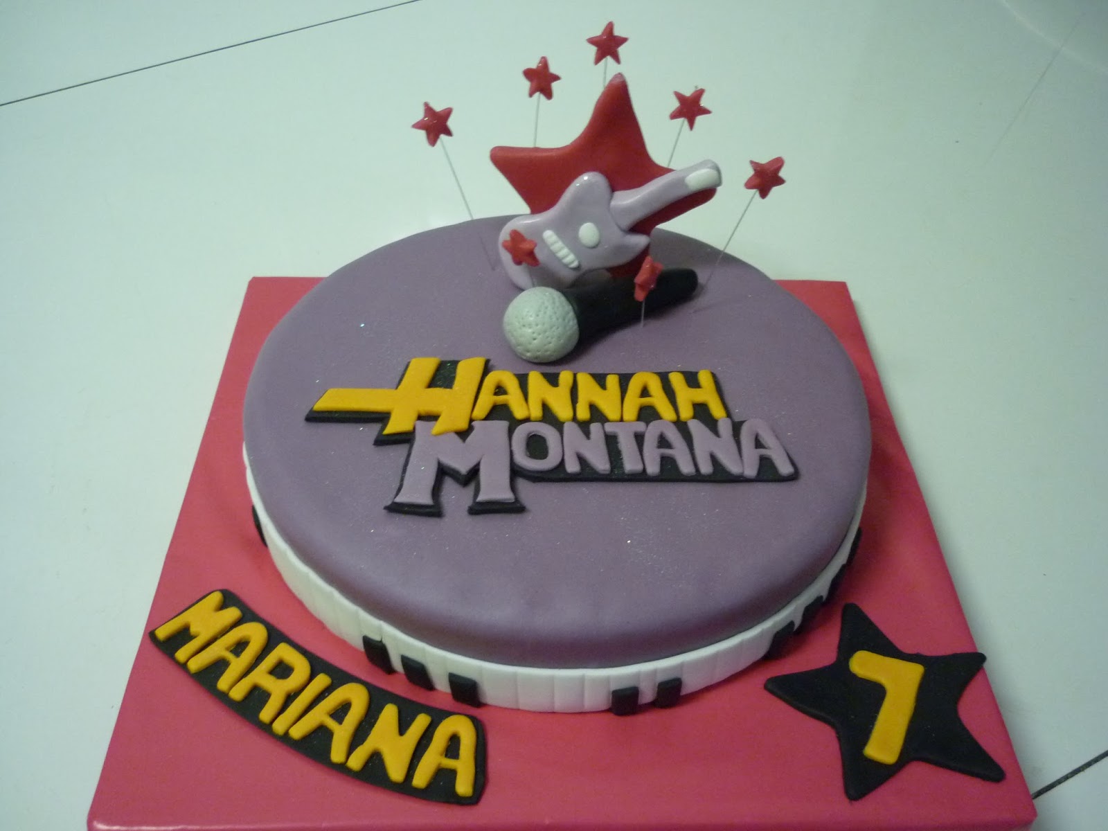 IdeiasDocinhas Bolo Hannah Montana