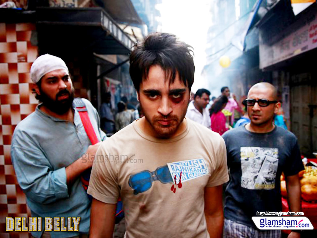 Delhi Belly Movie Wallpapers 2011 Cute Girls Celebrity Wallpaper
