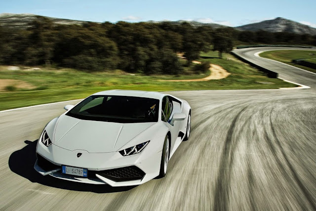 Lamborghini Huracan: New Images On The Road