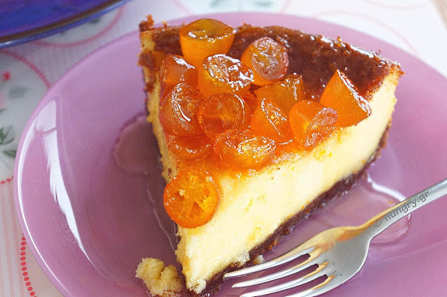 Cheesecake με Σιροπιασμένα Κουμκουάτ