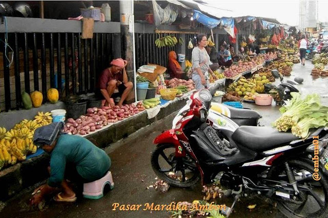 Kota Ambon, Teluk Ambon, dan “Water front city”