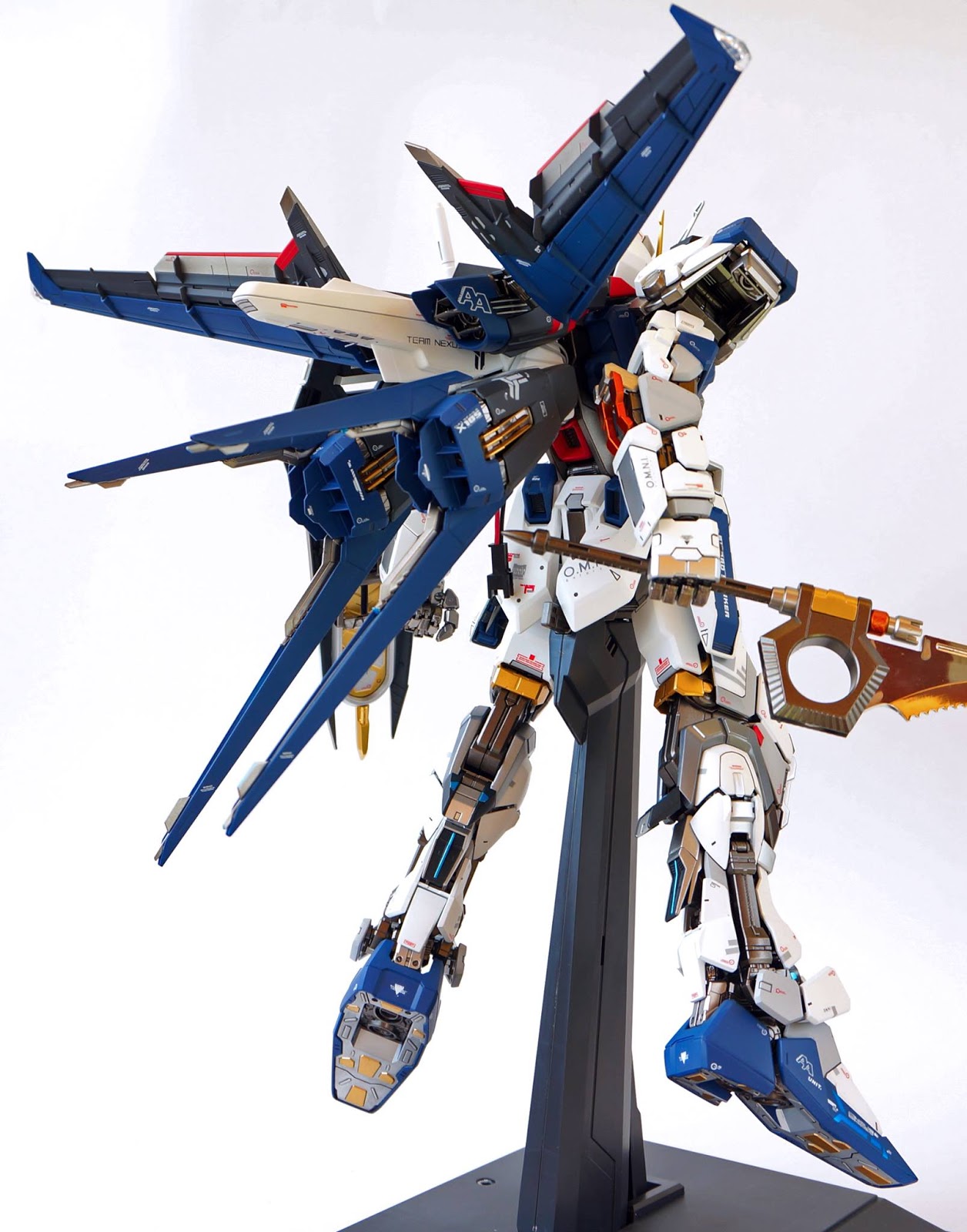 Custom Build: PG 1/60 Aile Strike Gundam [Anarchy] - Gundam Kits