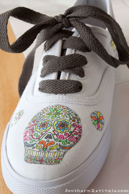 Sugar Skull Shoes with Neon Sharpies | Dia De Los Muertos Calaveras de Azucar