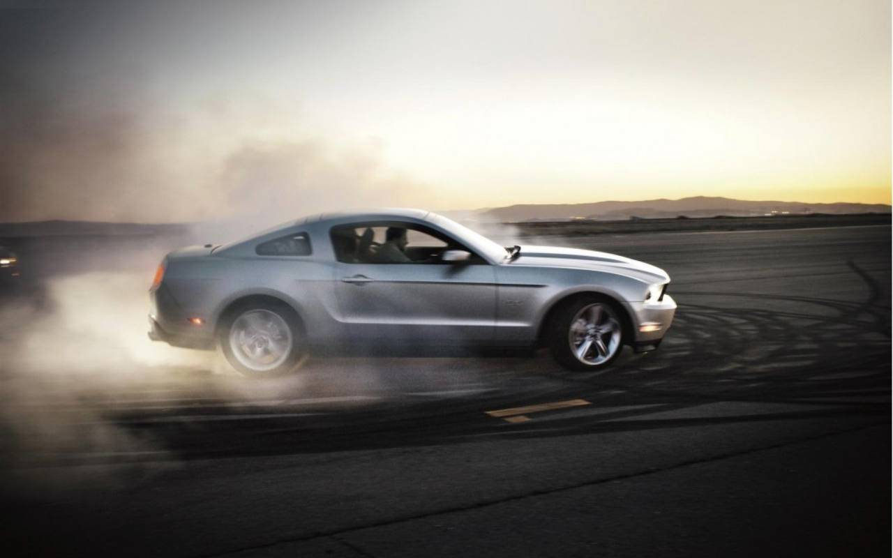 Ford 2012 Mustang wallpapers | Car News and Review