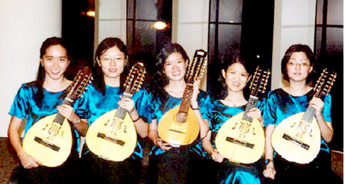 Piccolo Rondalla Instrument