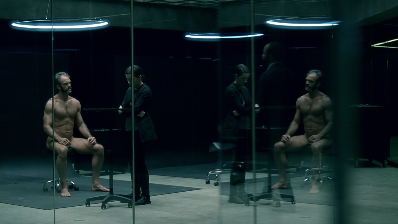 James Marsden nude and Steven Ogg shirtless in Westworld 1-03 "The Str...