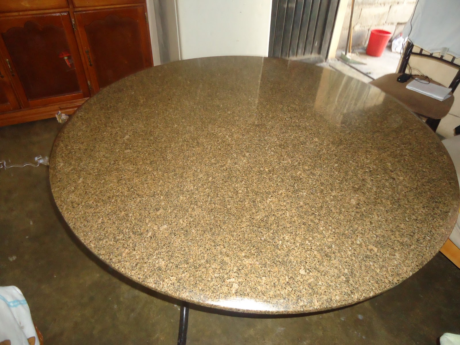 Fabricación, Pisos Fachadas y Cocinas: abril 2013