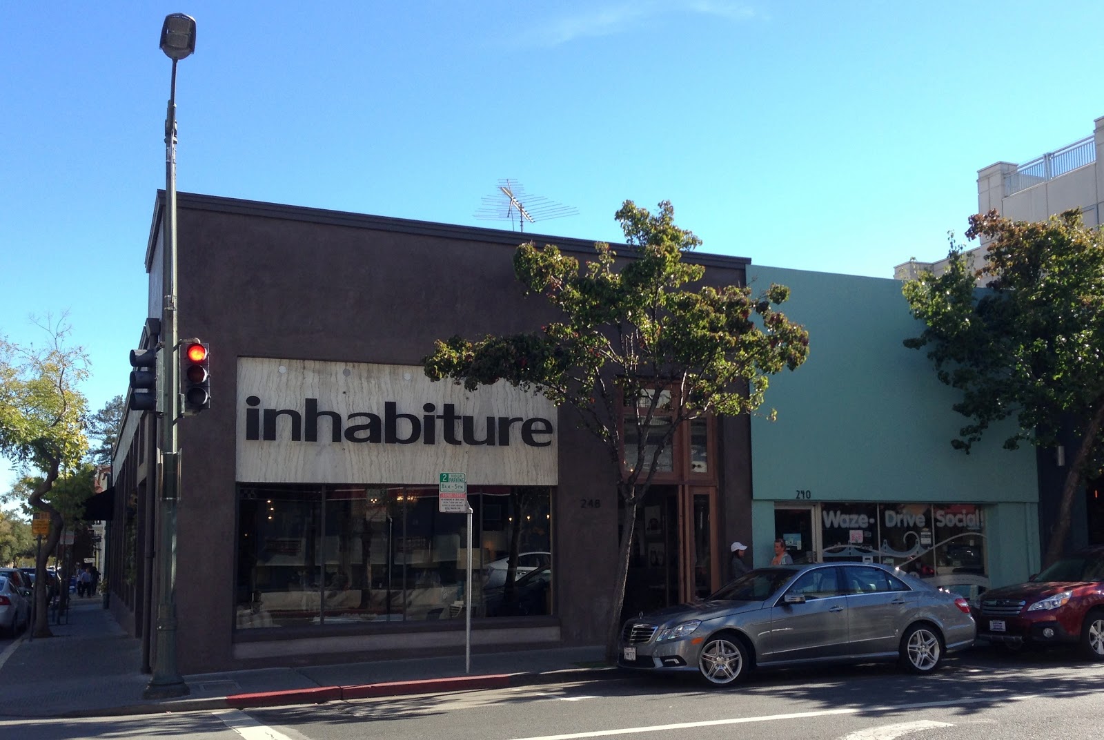 University Avenue, Palo Alto Two new furniture stores open in downtown