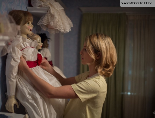 Búp bê Annabelle