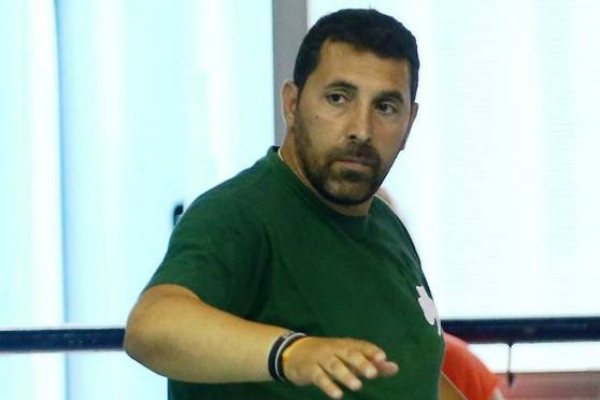 "Να διεκδικήσουμε το δεύτερο παιχνίδι"