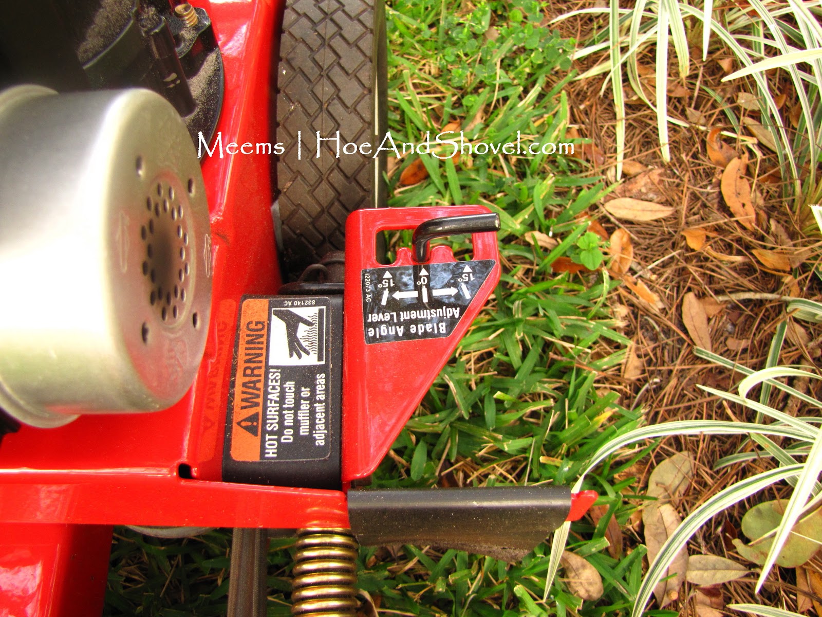 Hoe and Shovel TroyBilt Triple Blade Lawn Edger TB554 Review