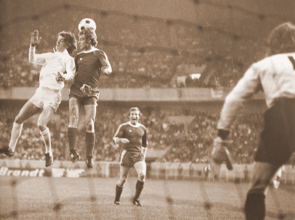 FINALE COUPE DES CLUBS CHAMPIONS 1975. Bayern München vs Leeds United.