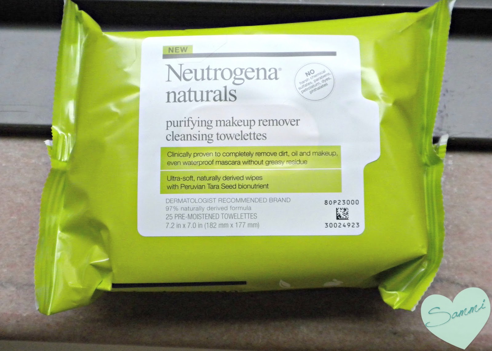 Review: Neutrogena Naturals Purifying Makeup Remover Cleansing Wipes