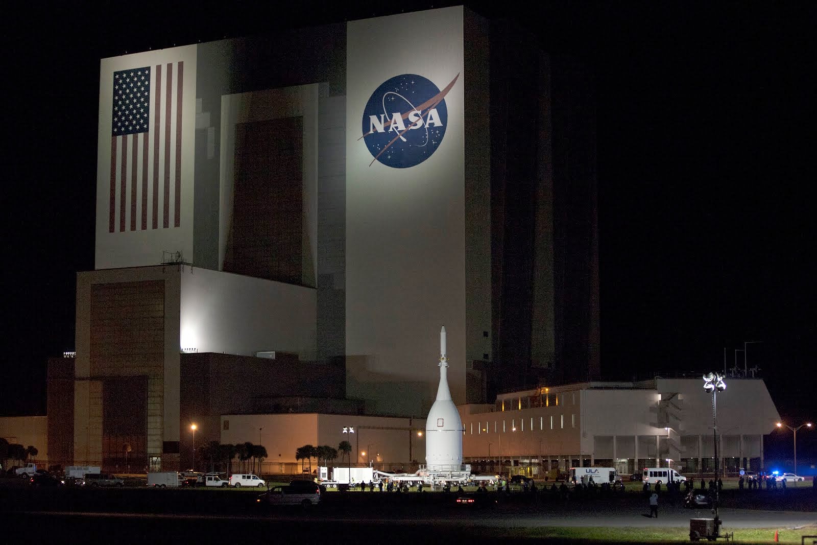 ORION PASSES SPACEPORT VEHICLE ASSEMBLY BUILDING