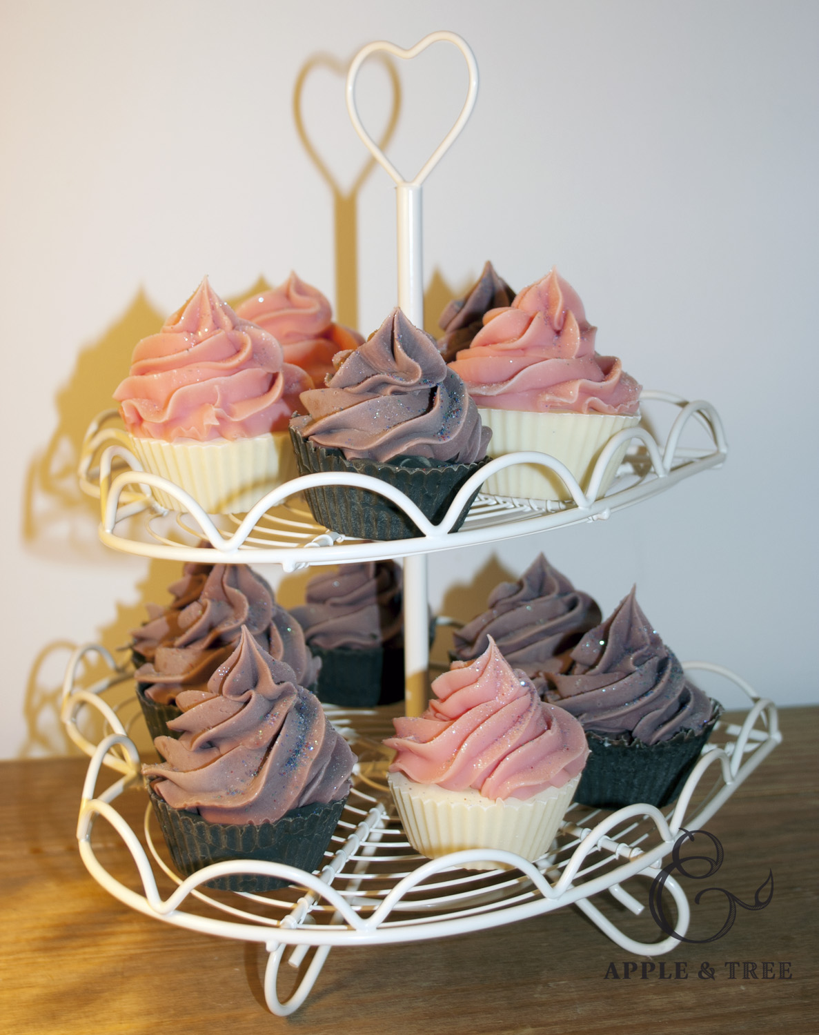 Apple and Tree A beautiful bargain of a cupcake stand!