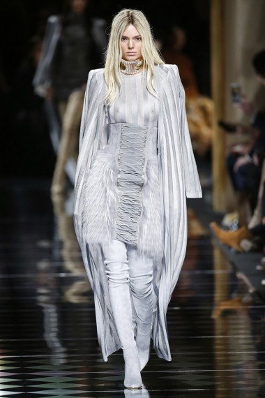 Kendall Jenner Balmain