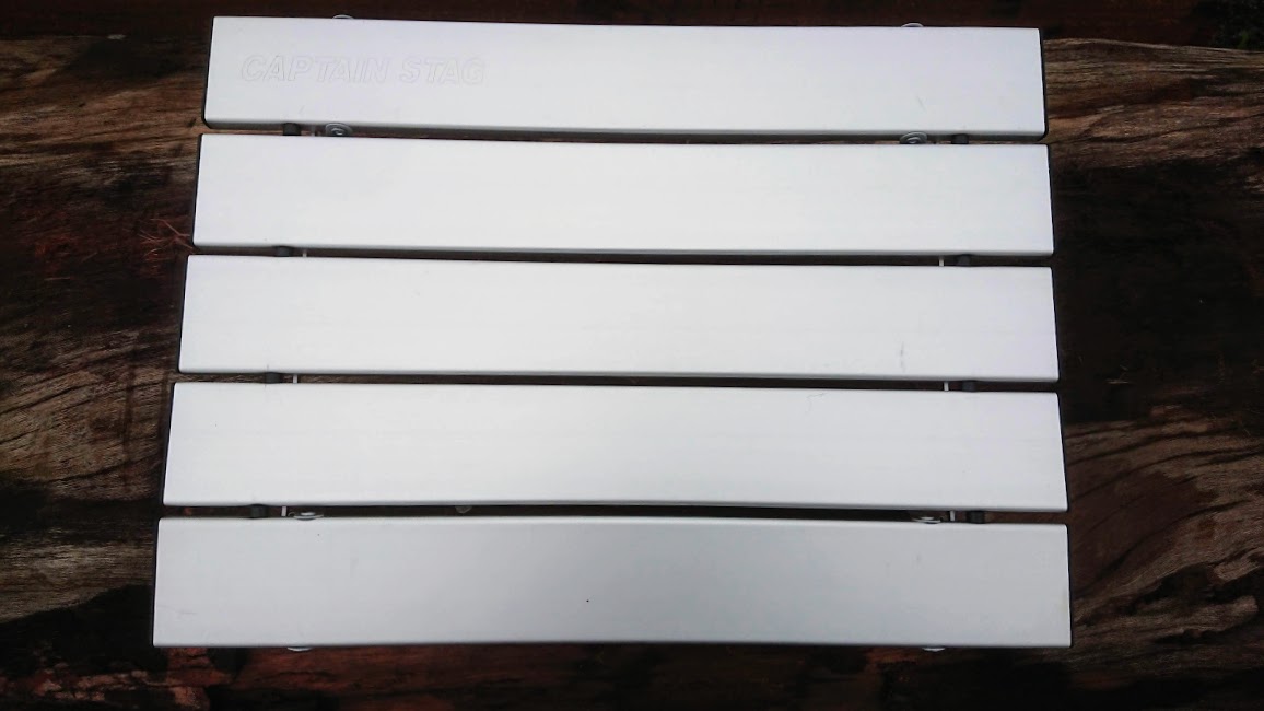 DEBUs・くりえ～と CAPTAIN STAG アルミ ロールテーブルをフェイク塗装