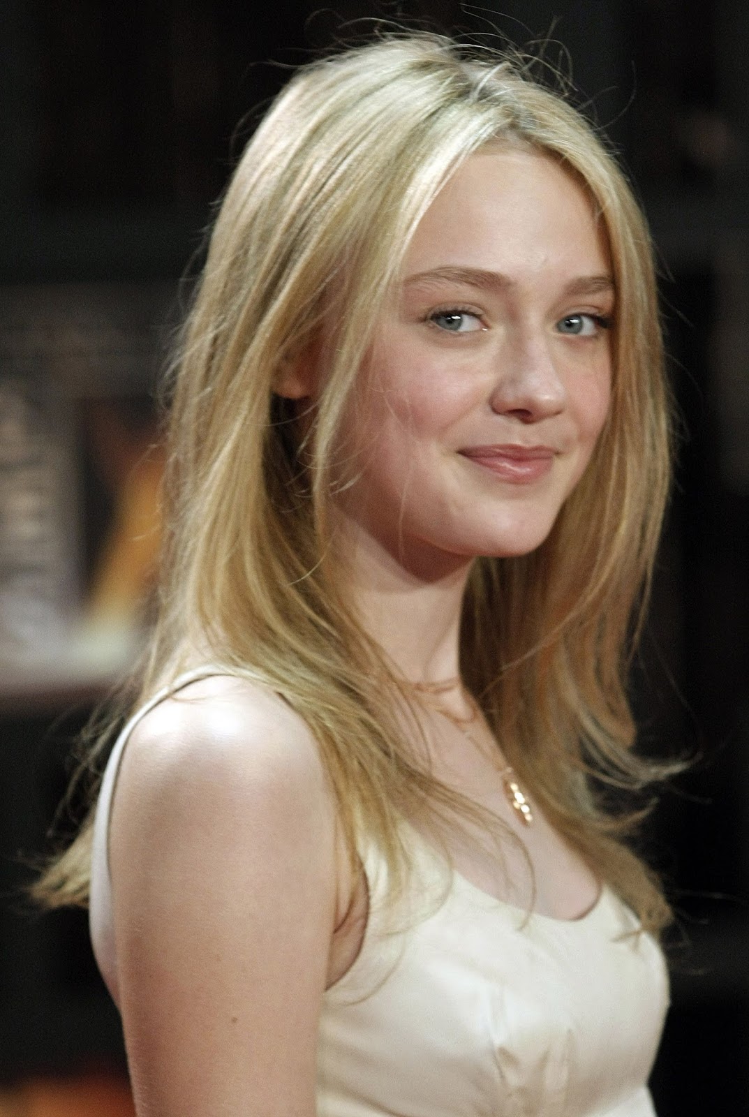 dakota fanning cute hq photos vh1 14th annual critics dakota fanning cute hq photos vh1 14th annual critics