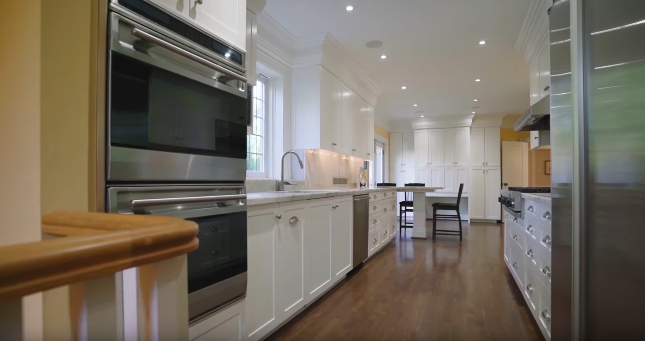 19 Photos vs. 501 Russell Hill Rd, Toronto Home Interior Design Tour