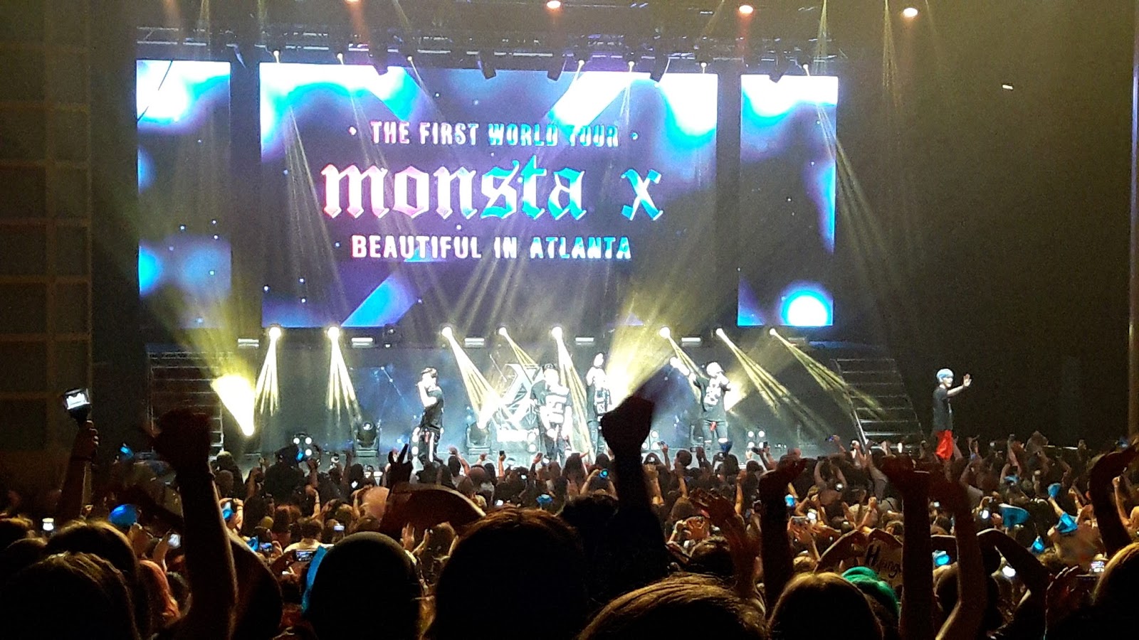 Monsta X: The First World Tour (Beautiful in Atlanta) - HEARTC♡RE