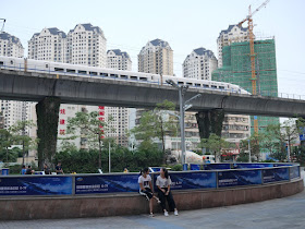 high speed rail train in Zhuhai