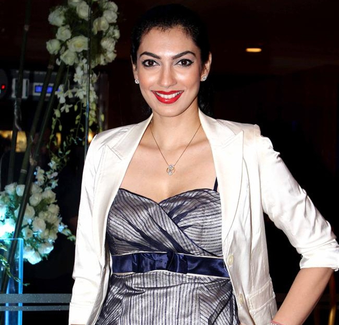 Yukta Mookhey Wallpapers Free Download | Indian HD Wallpaper Free Download