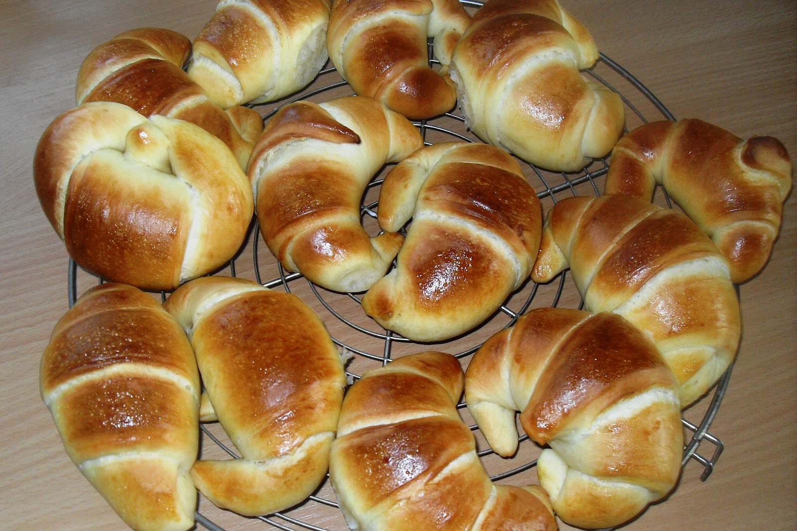 Sanna´s Hexenküche: Butterhörnchen