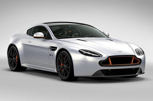 Aston Martin presentó el V8 Vantage S Blades Edition