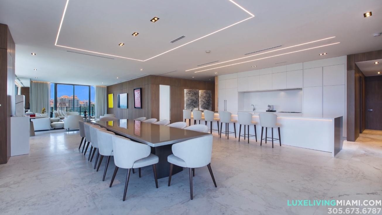 28 Photos vs. APOGEE 701 South of 5th Street Miami - Luxury Condo & Interior Design Tour