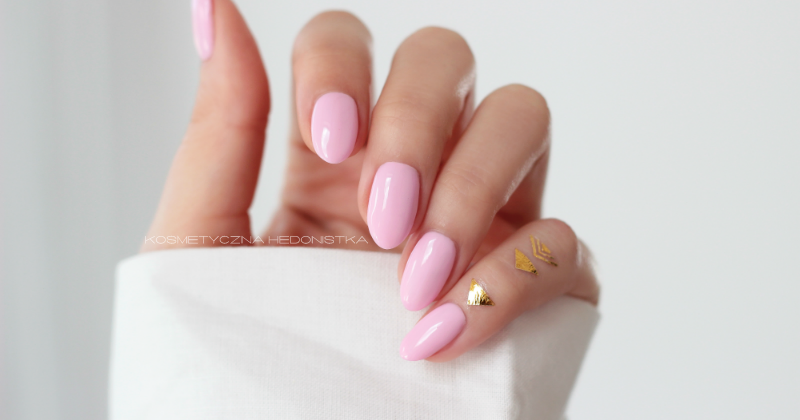 Przedluzanie Paznokci Lakierem Hybrydowym Semilac Hard Krok Po Kroku Manicure W Pastelowym Rozu 056 Pink Smile