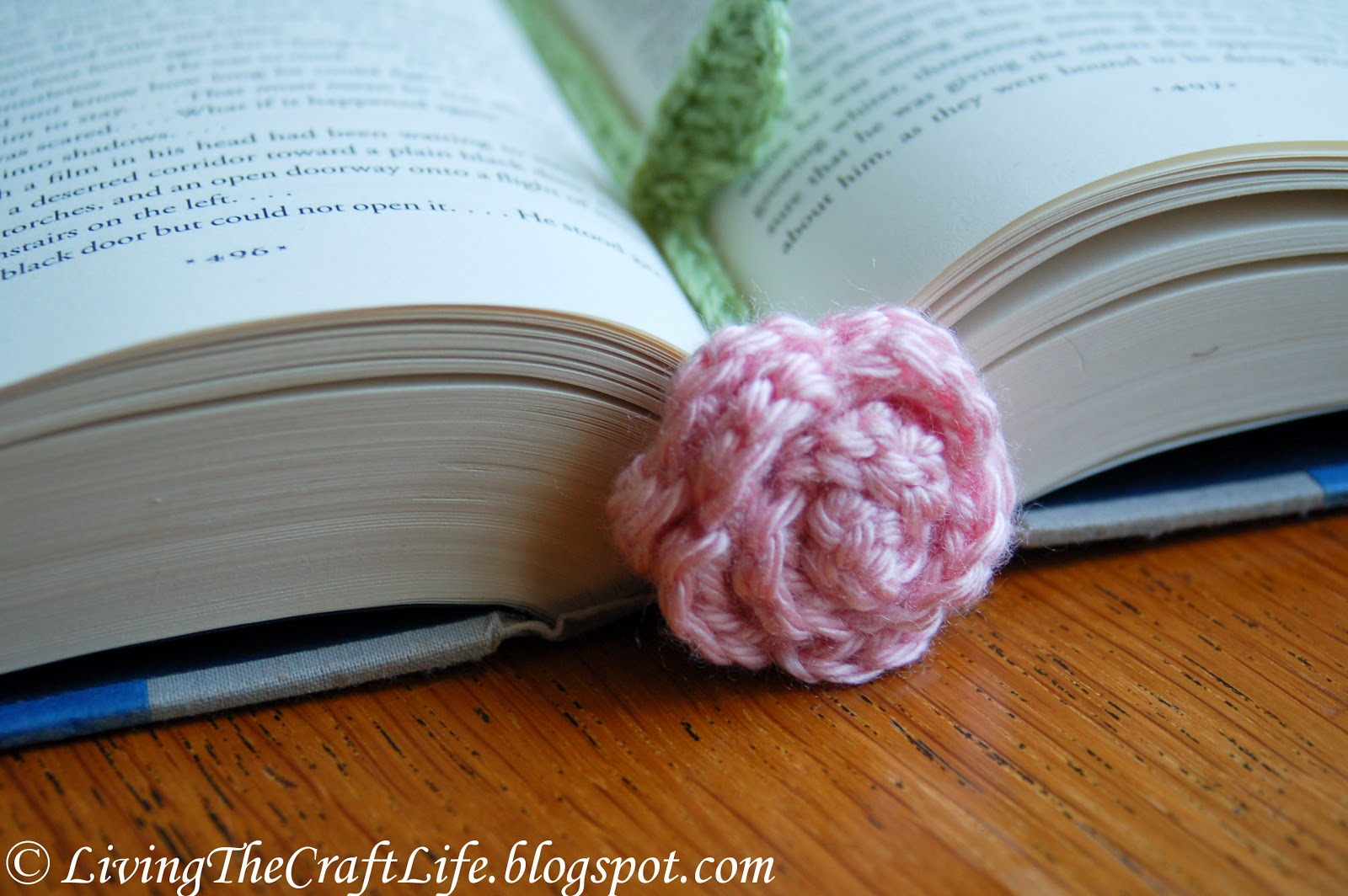 Living the Craft Life Flower Bookmark Stem Free Pattern