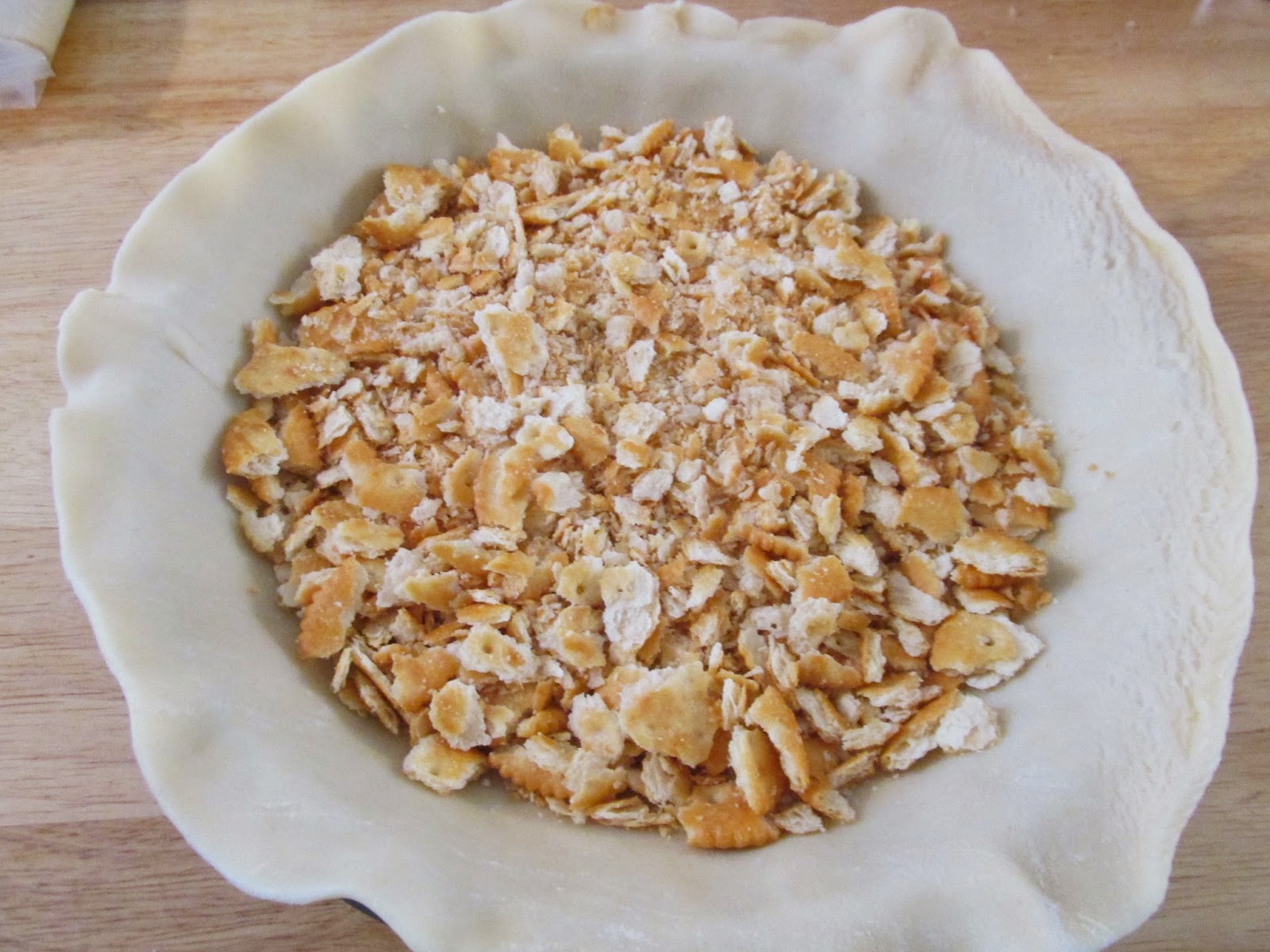Mystery Lovers' Kitchen Ritz Cracker Mock Apple Pie