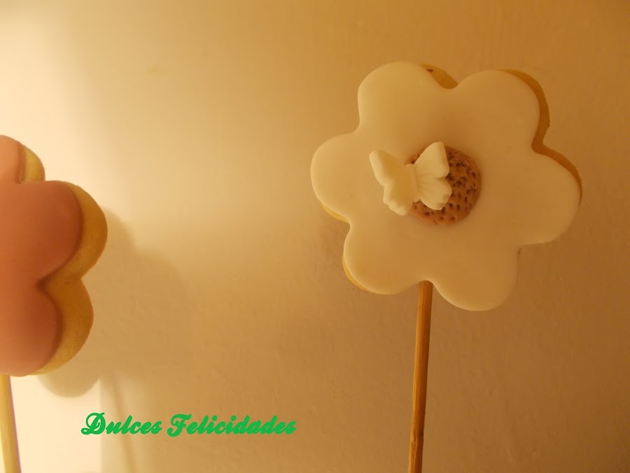 Maceta de galletas en forma de flor