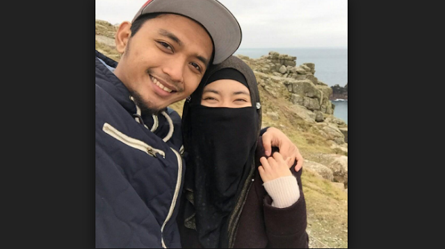 Baru Tiga Pekan Kenalan, Pasangan Ini Langsung Nikah dan Kisahnya Langsung Jadi Viral Baru Tiga Pekan Kenalan, Pasangan Ini Langsung Nikah dan Kisahnya Langsung Jadi Viral
