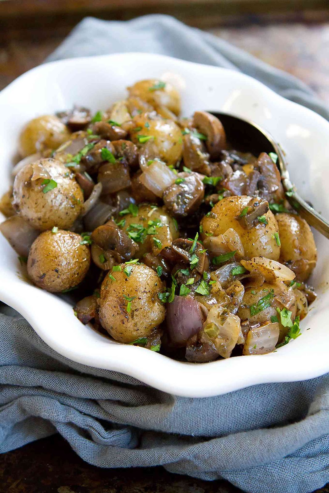 Harter House World Flavors Grilled Potatoes with Rosemary Mushrooms