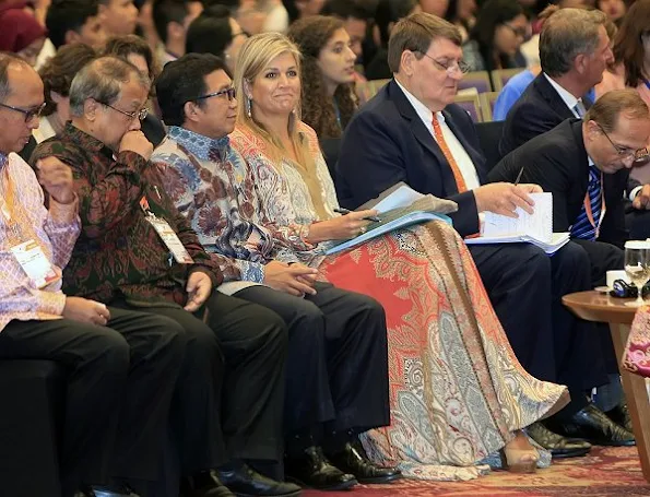 Queen Maxima at the OJK' FinTech Festival and Conference. Queen Maxima Multicolor Paisley Print Skirt and Blouse
