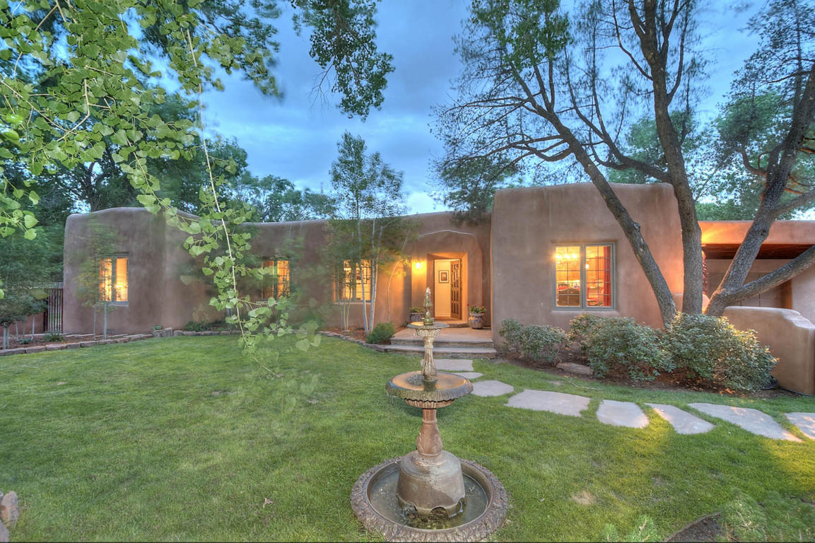 Experience Albuquerque 1004 Green Valley Road NW, Los Ranchos De