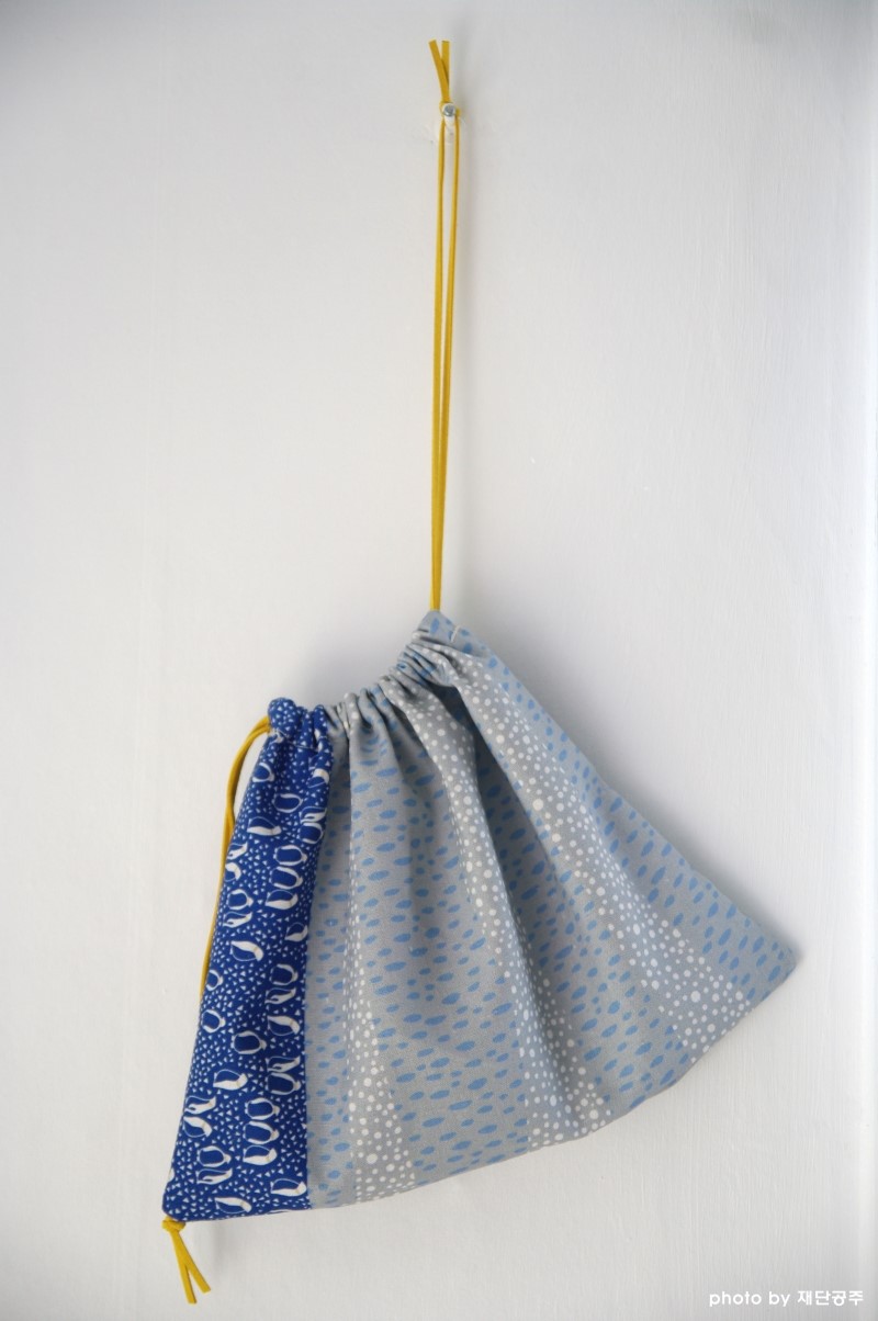 Cute DIY Drawstring Bag Tutorial