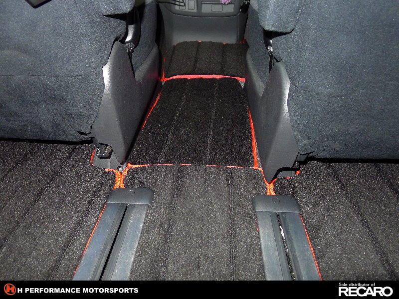 Premium Car Floor Mat Toyota Estima ACR50 Floor Mats in Stipe Black